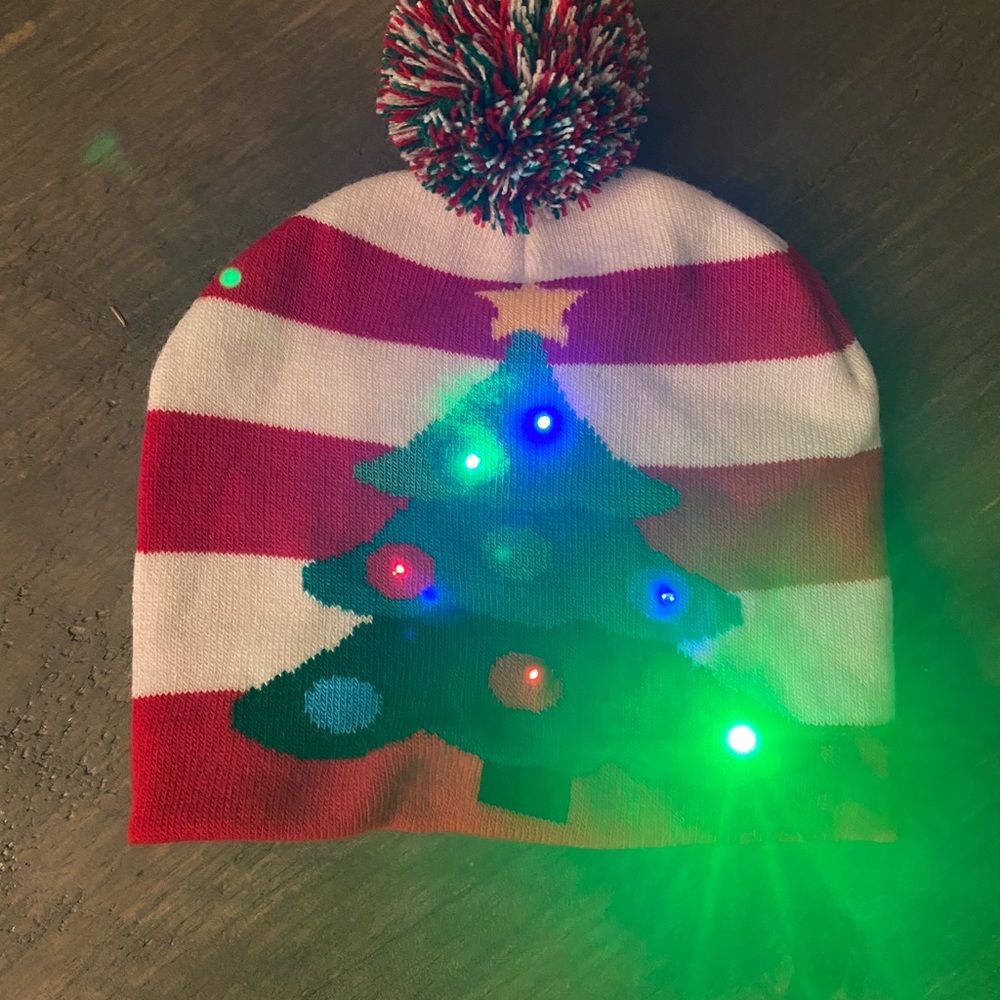 Paper Store Christmas hat - Picture 2 of 2